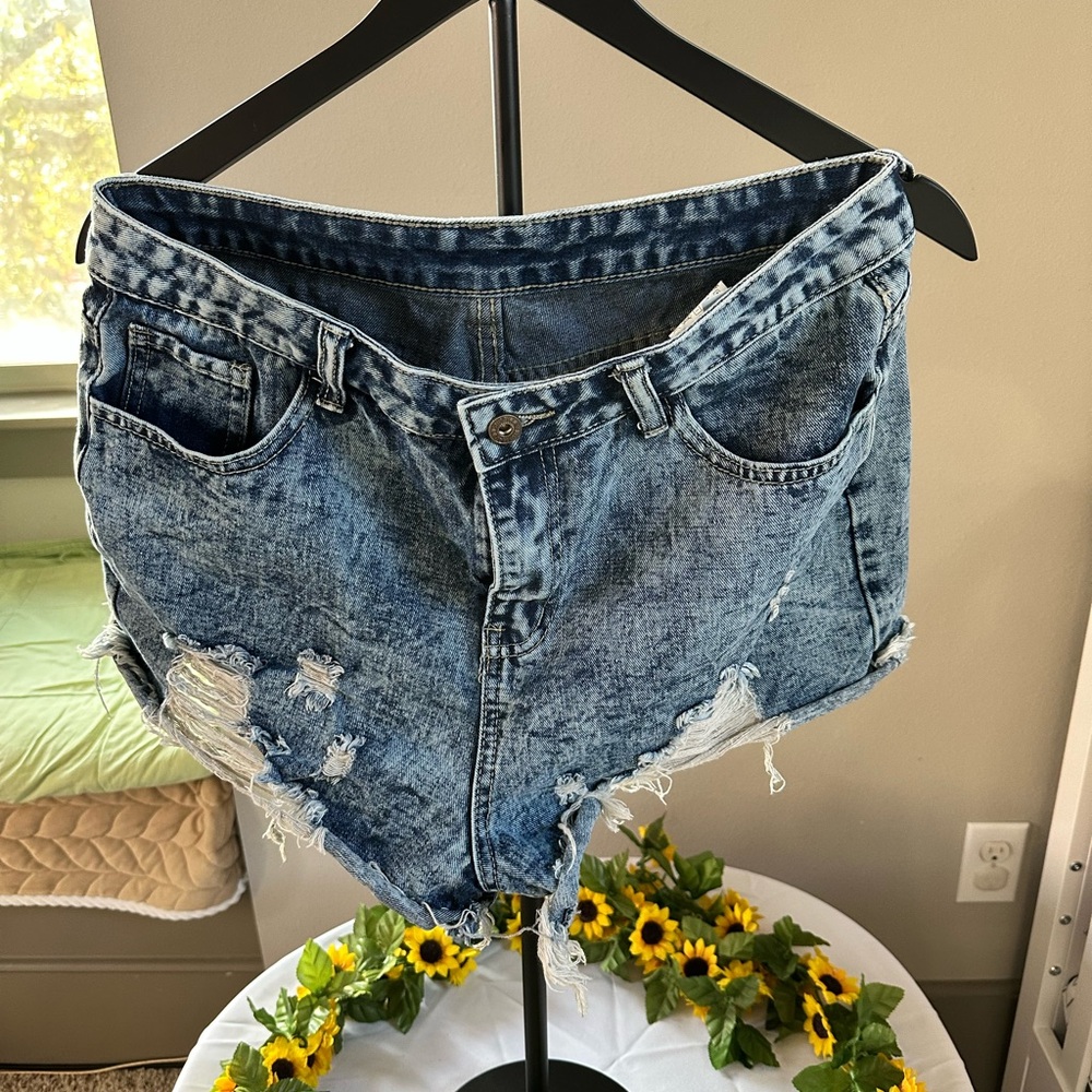 SHEIN Blue Distressed Jean Shorts
